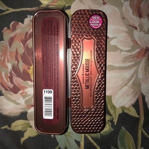 Metallic Mousse lip color